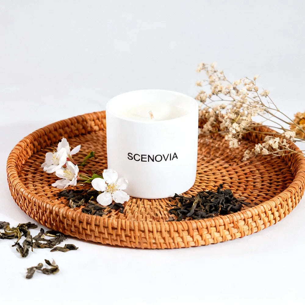 White Tea Happy scented candle, sunlit windowsill