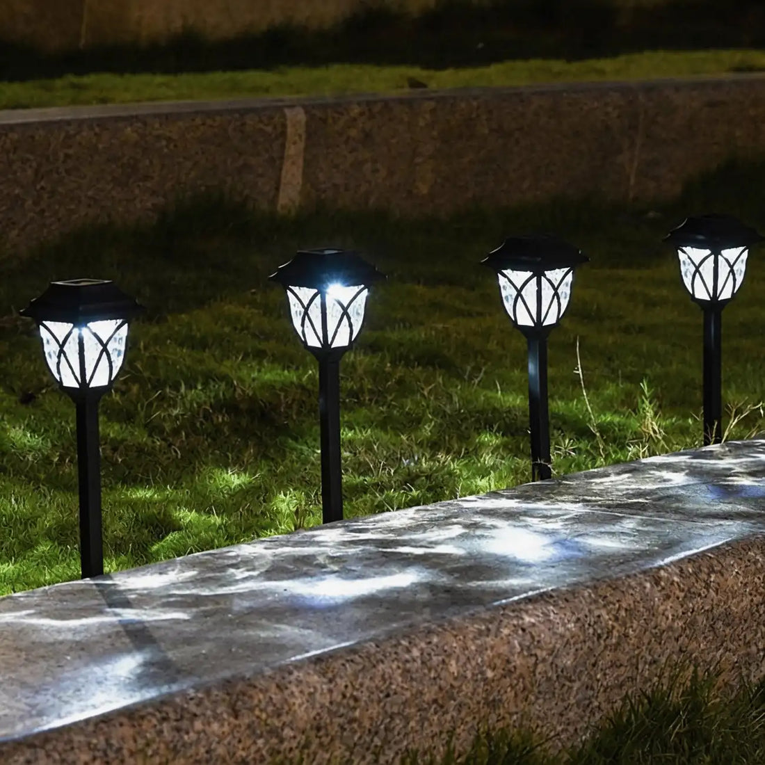 solar landscape lights, lawn stake, vintage lantern